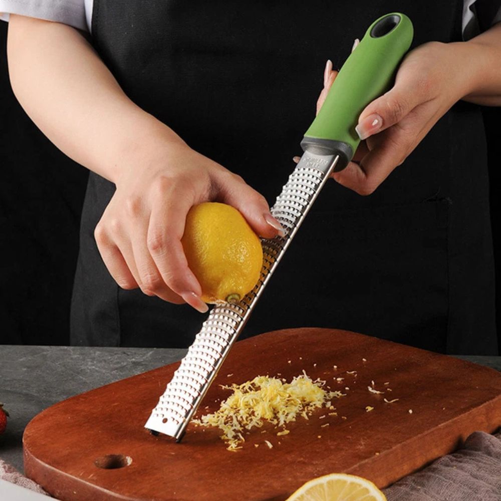 Stainless Steel Lemon Nutmeg Cheese Grater Hand Tool Zesters Slicer