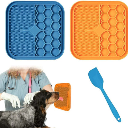 Silicone Dog Pet Lick Mat Pad Grooming Helper Boredom Buster Slow Feeder Bath